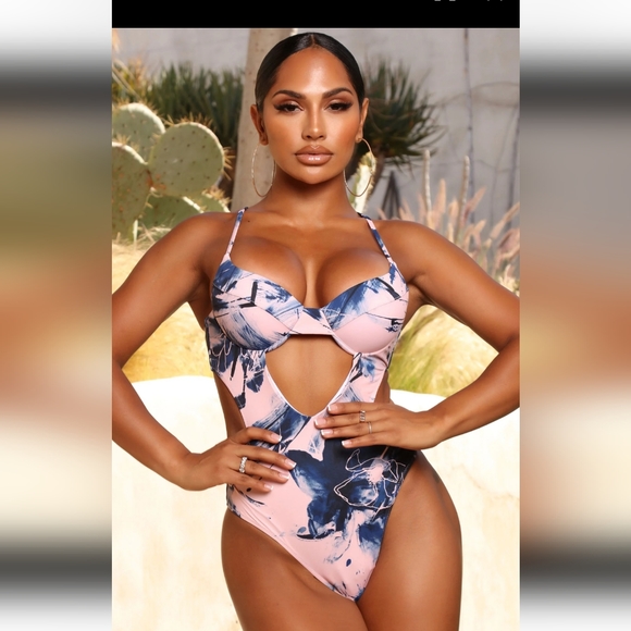 Fashion Nova Other - NWT ! FASHION NOVA SEXY SWIMSUIT!